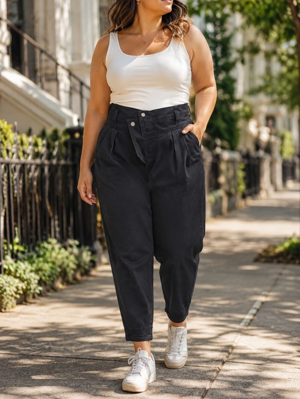 Vintage Levi’s Black 100% Cotton Pleated Tapered Pants High Rise Utility Trouser